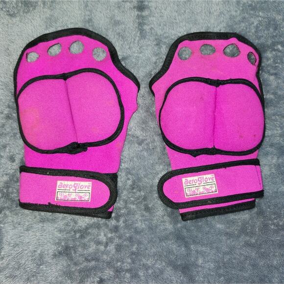 BLACK FRIDAY SALE - Pink and Black Workout Gloves - Picture 3 of 4
